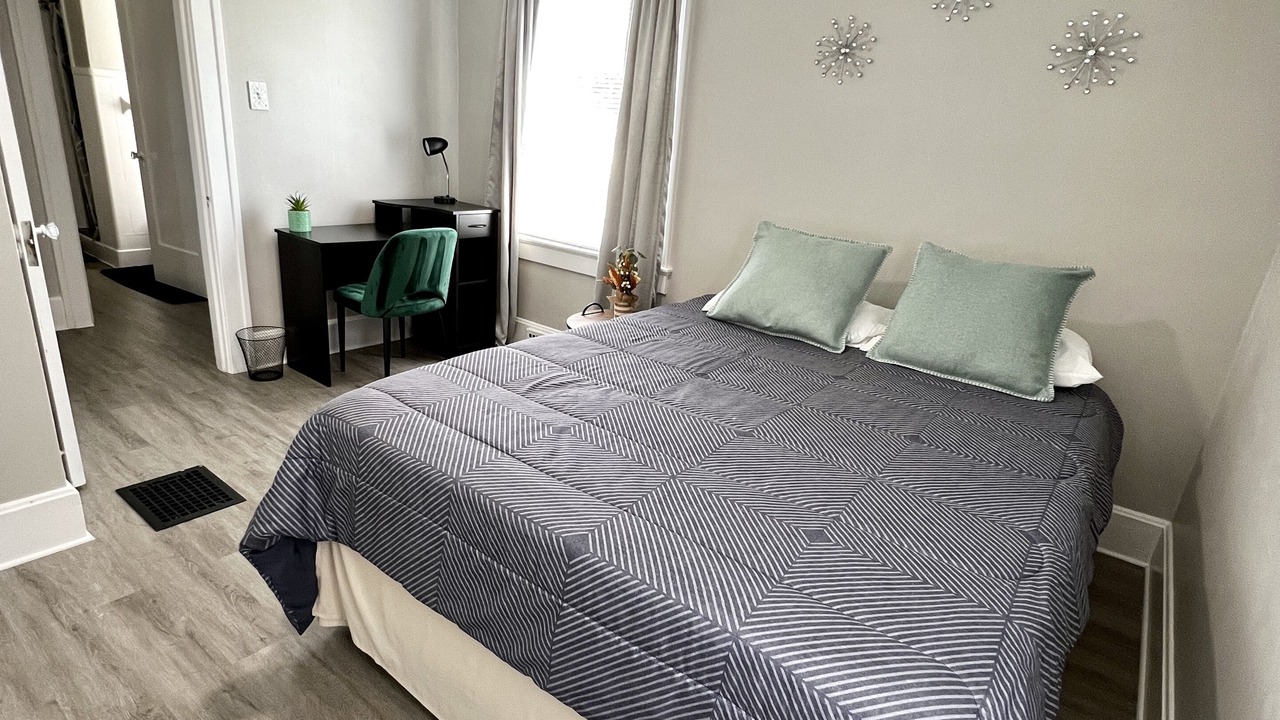 Photo of Bedroom in Middletown