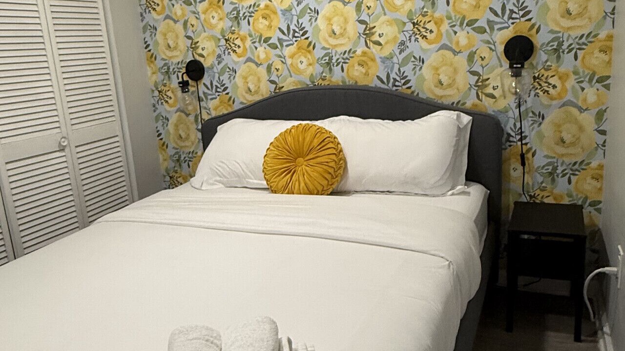 Photo of Bedroom in Communipaw