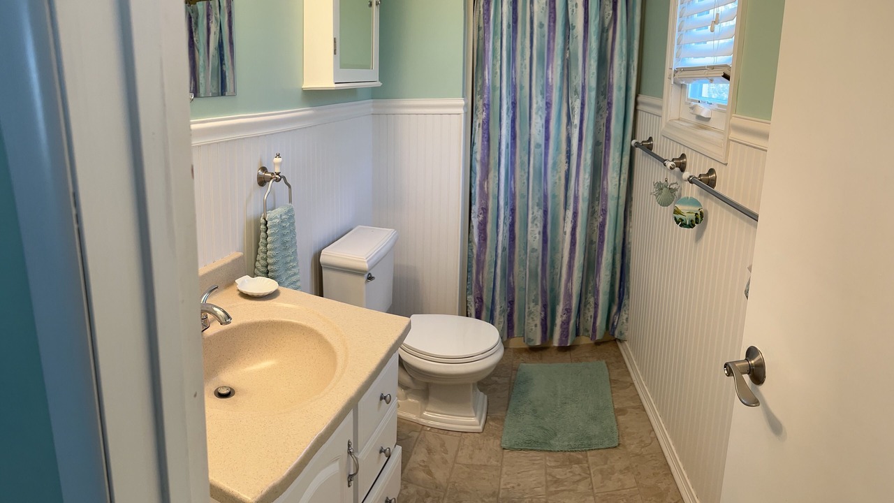 Photo of Bathroom in The Dunes