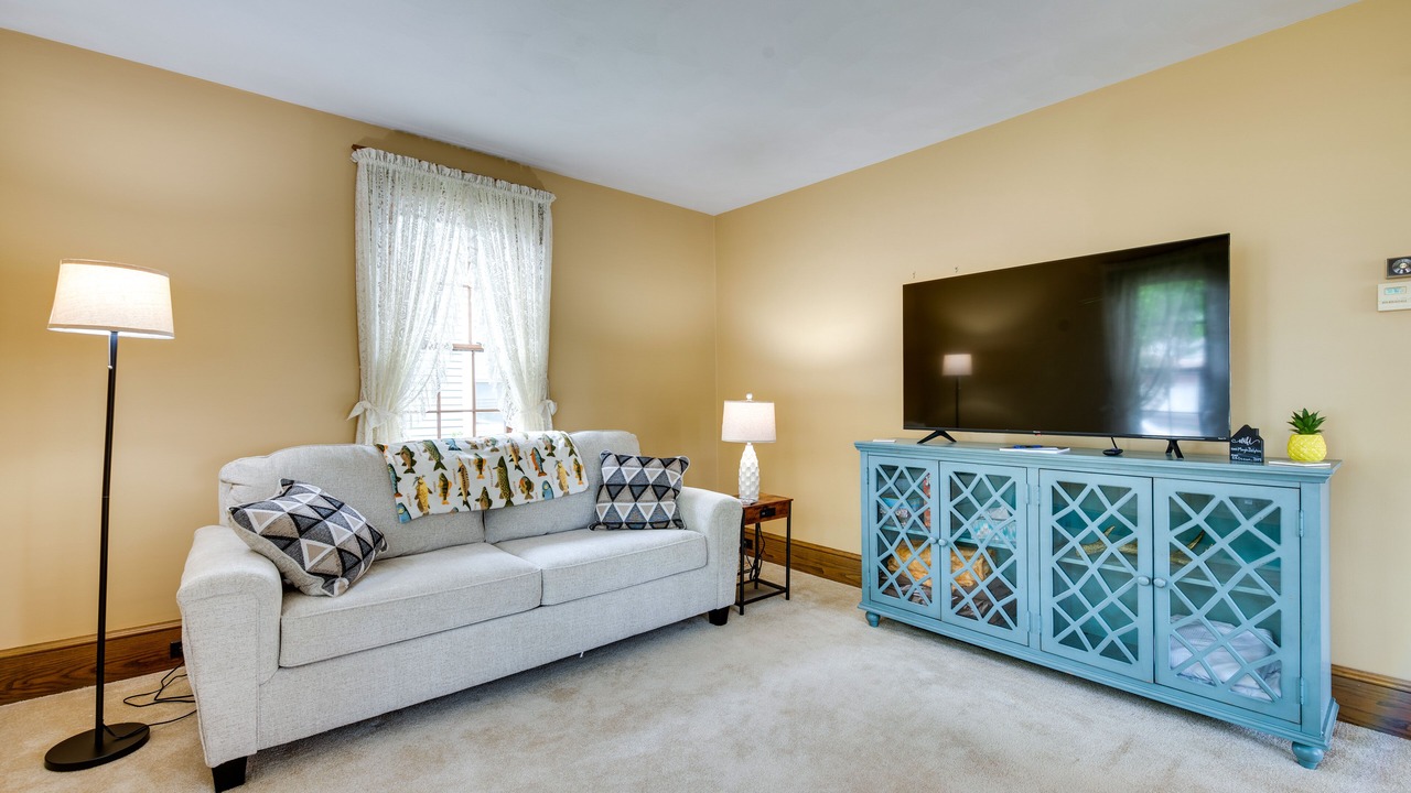 Photo of Livingroom in Williamsport