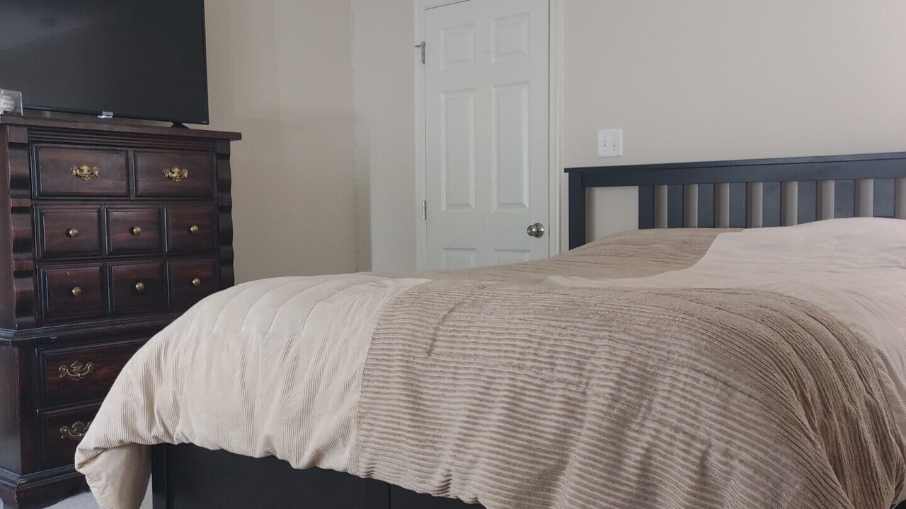 Photo of Bedroom in Bellefonte