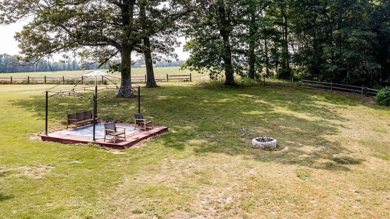 Photo of Outdoor in Quinton