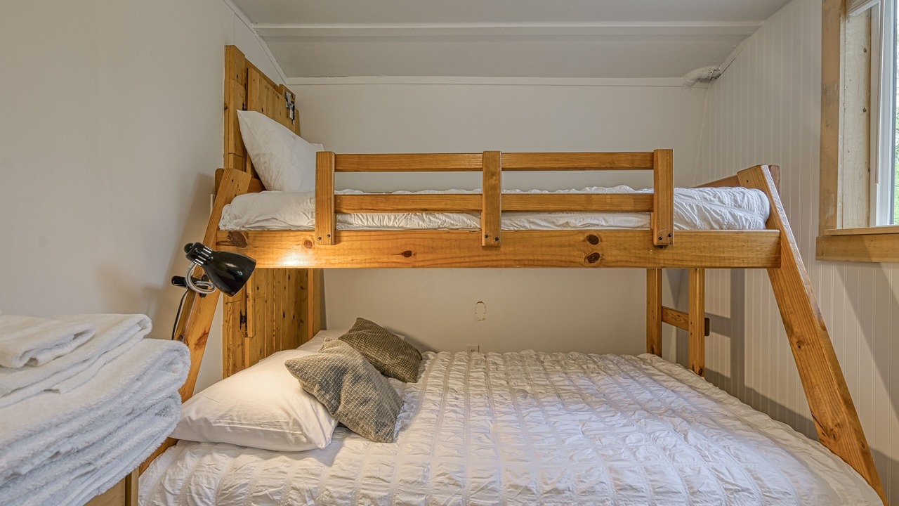 Photo of Bedroom in Crellin