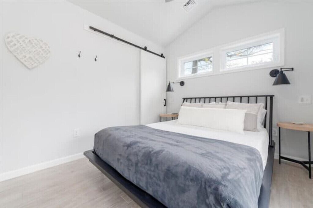 Photo of Bedroom in Schnecksville