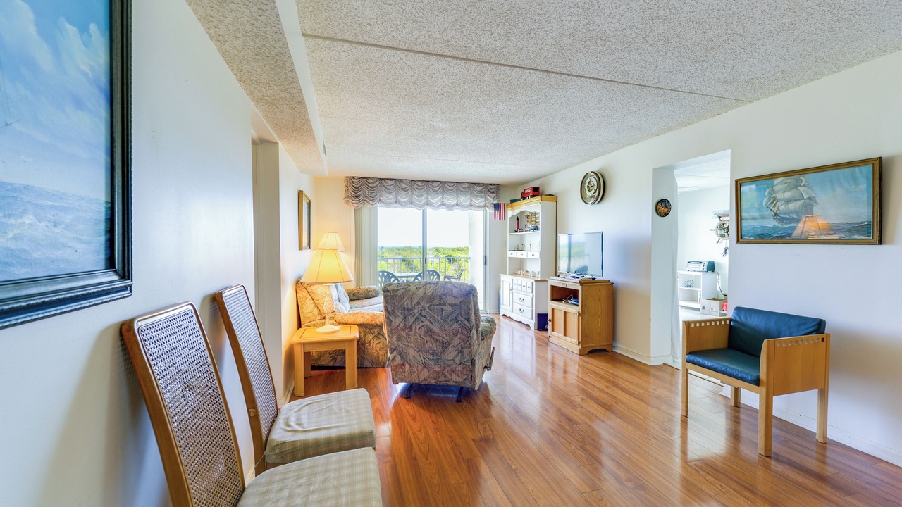 Photo of Livingroom in Southend
