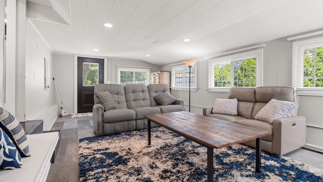 Photo of Livingroom in Dover