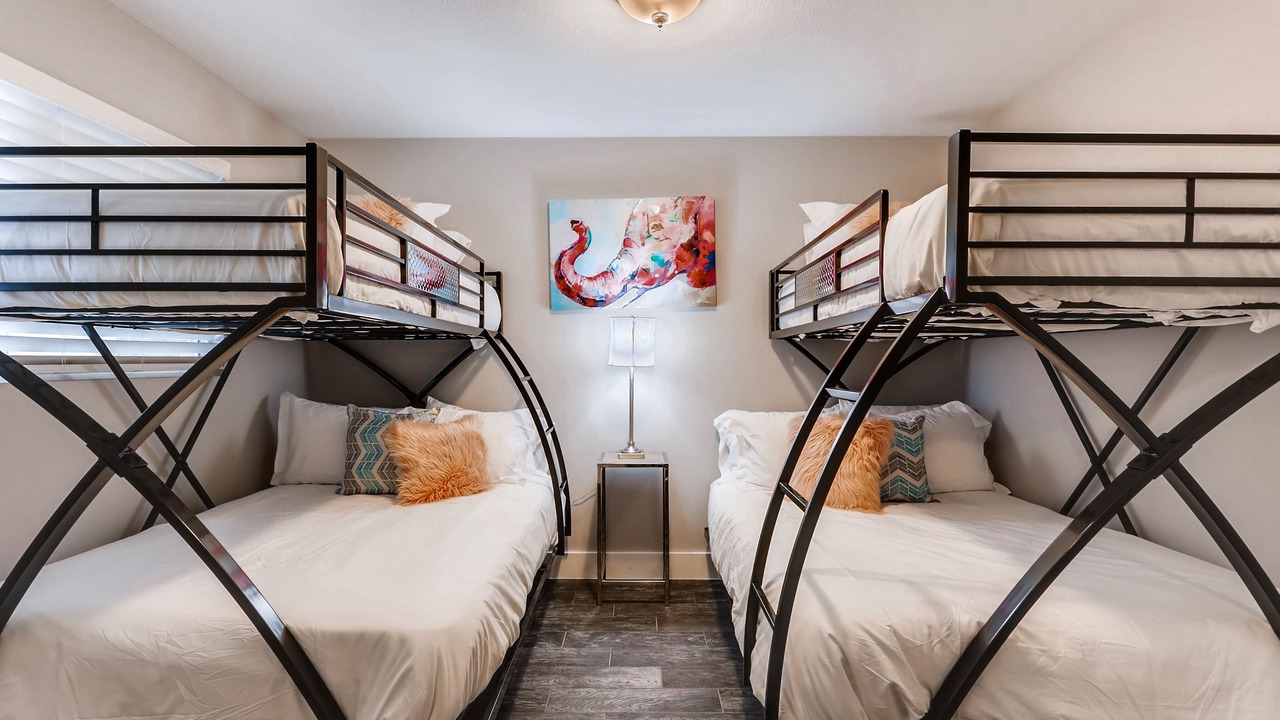 Photo of Bedroom in Scottsdale Estates Nine