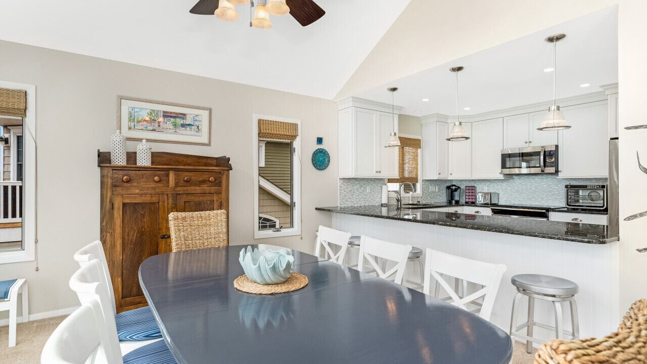 Photo of Livingroom in Avalon