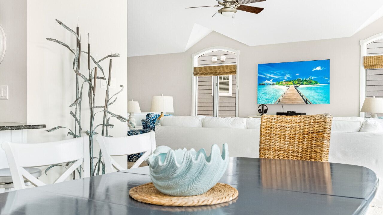 Photo of Bedroom in Avalon