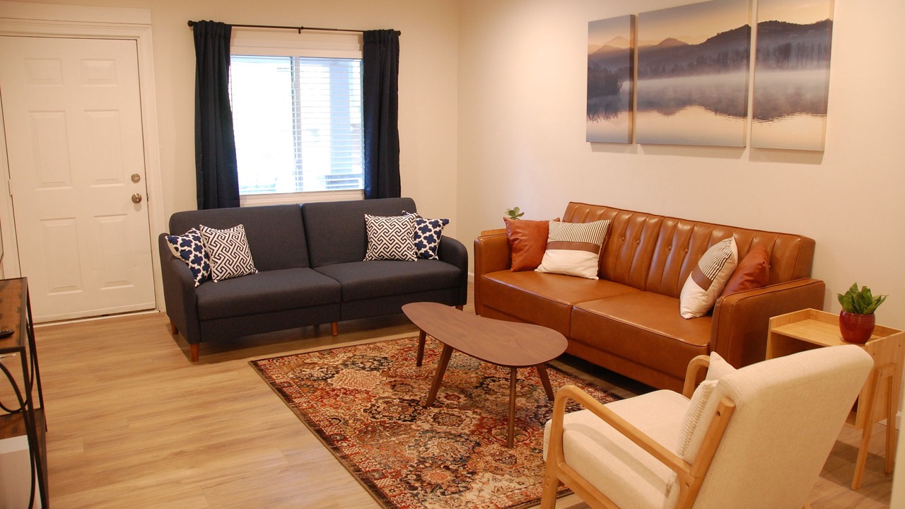 Photo of Livingroom in East Liberty