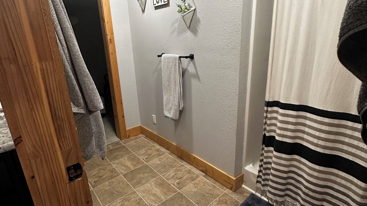 Photo of Bathroom in Helenwood