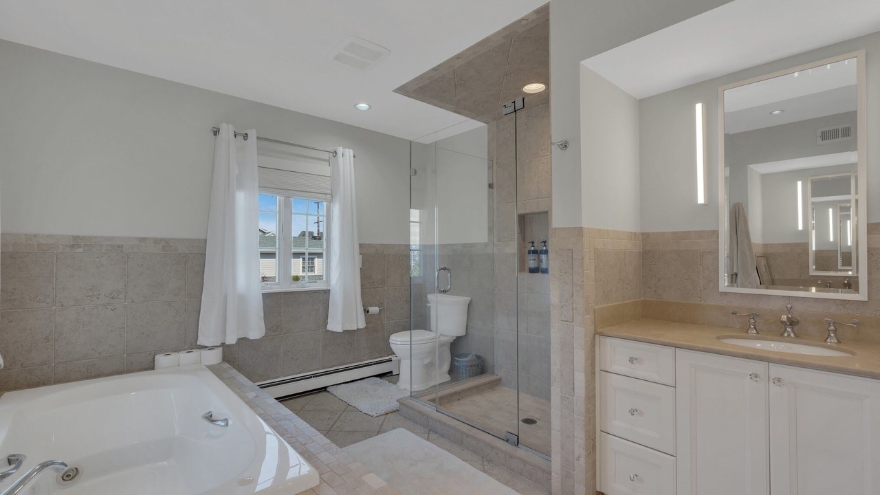 Photo of Bathroom in Mantoloking