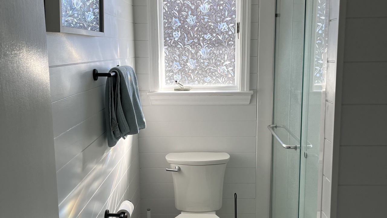 Photo of Bathroom in Slaughter Beach