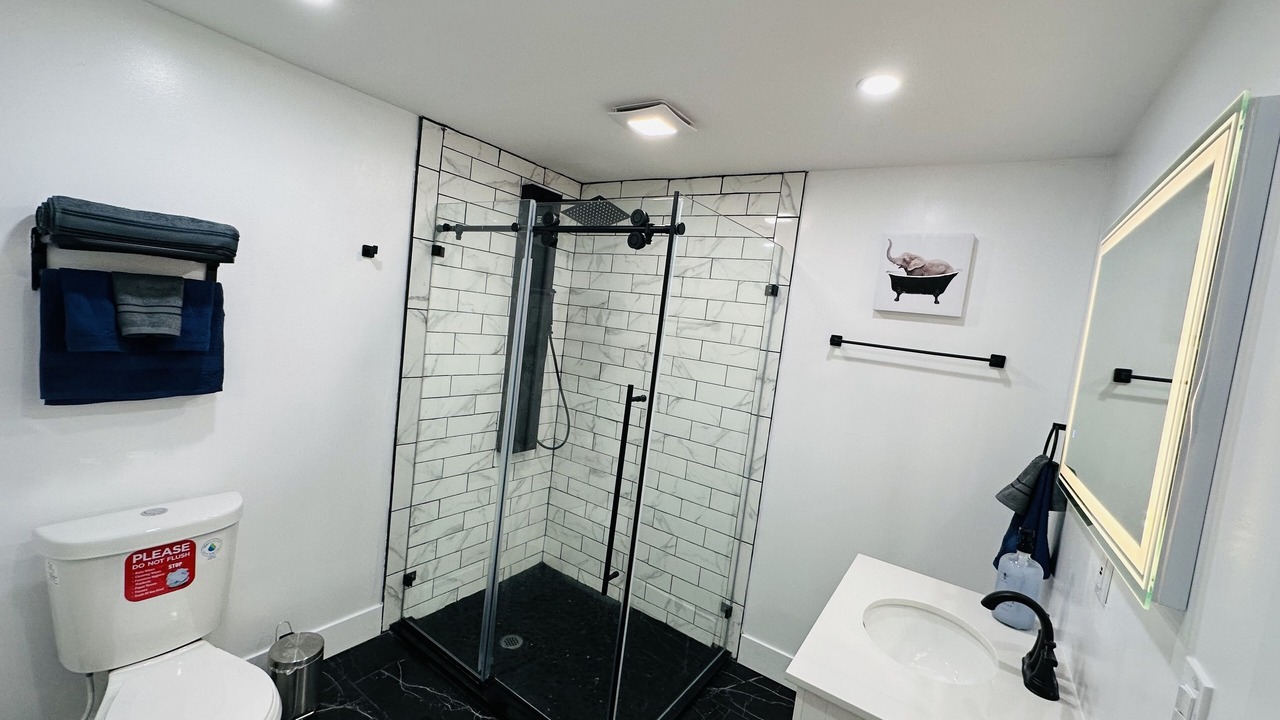 Photo of Bathroom in Mt. Bethel