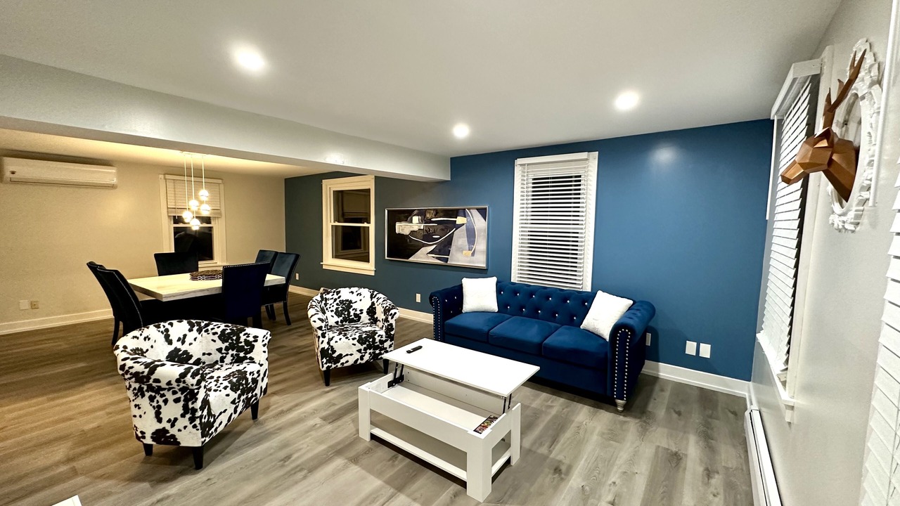 Photo of Livingroom in Mt. Bethel