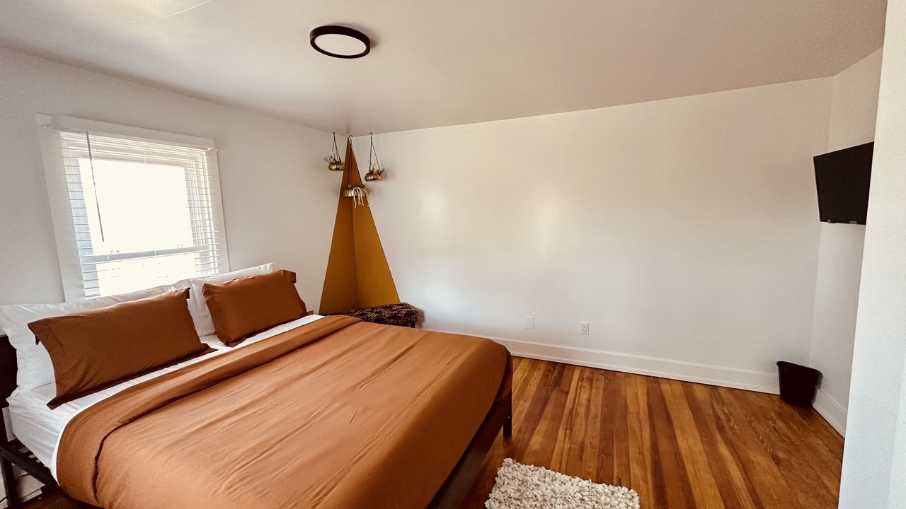Photo of Bedroom in Mt. Bethel