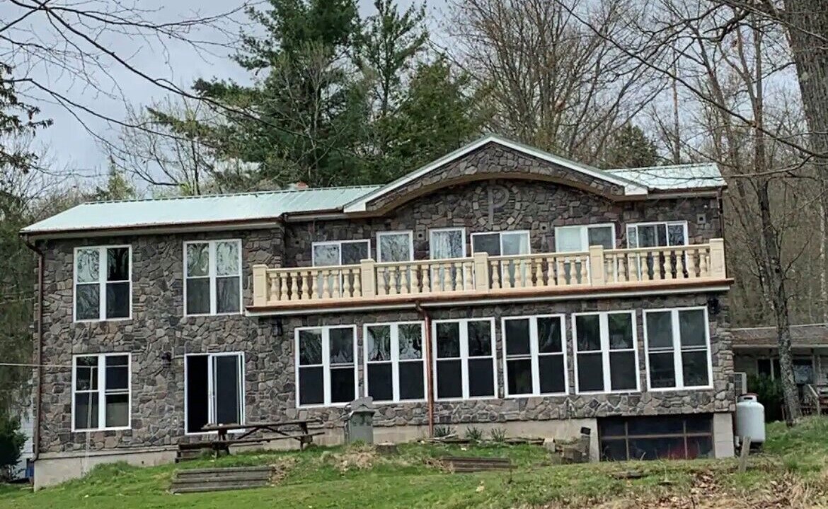 Photo of Outdoor in Greentown