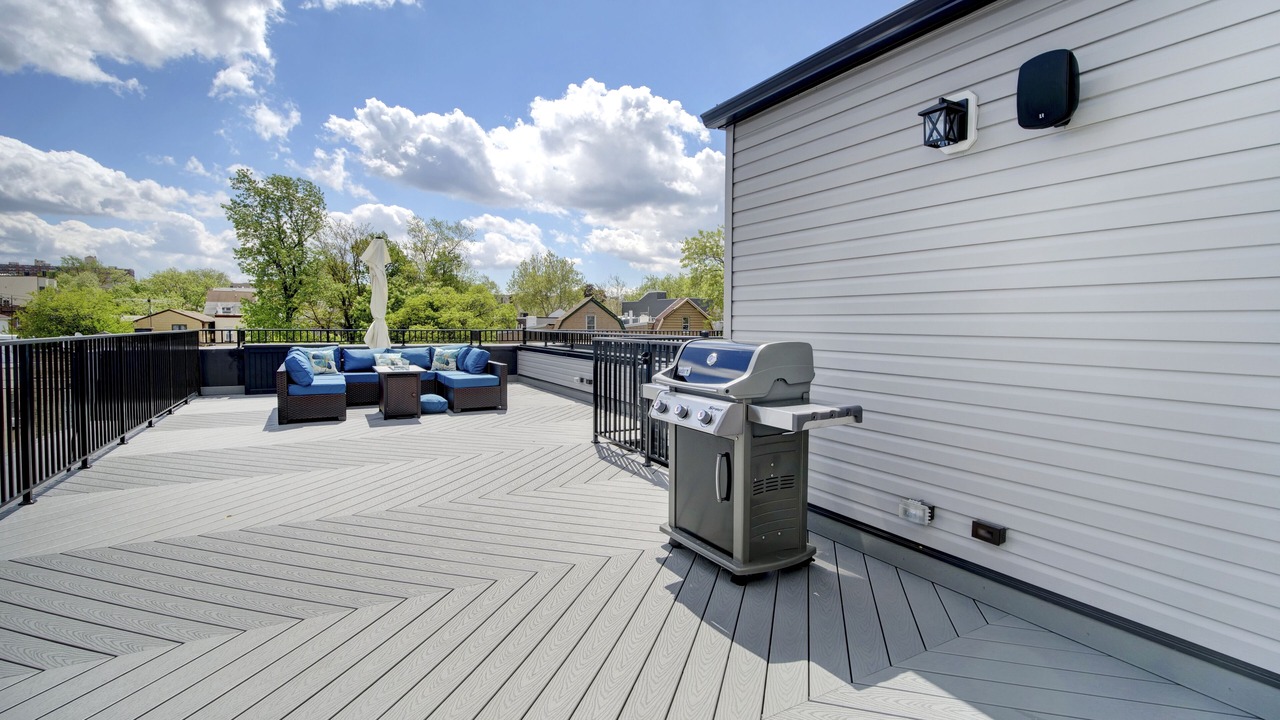 Photo of Patio Balcony in The Heights