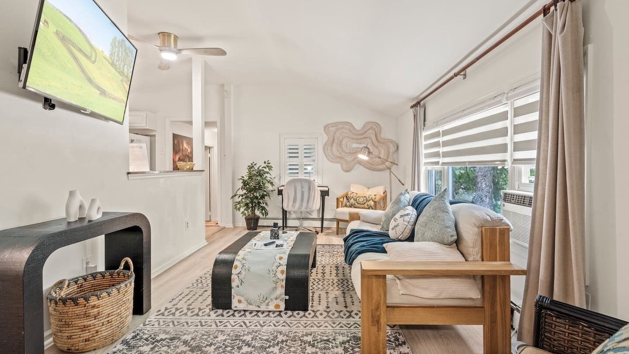 Photo of Livingroom in Wagontown