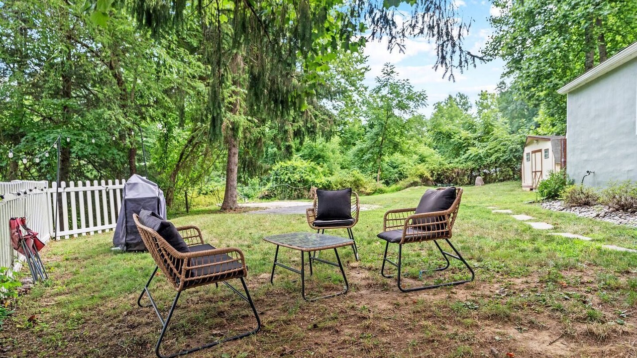 Photo of Outdoor in Wagontown