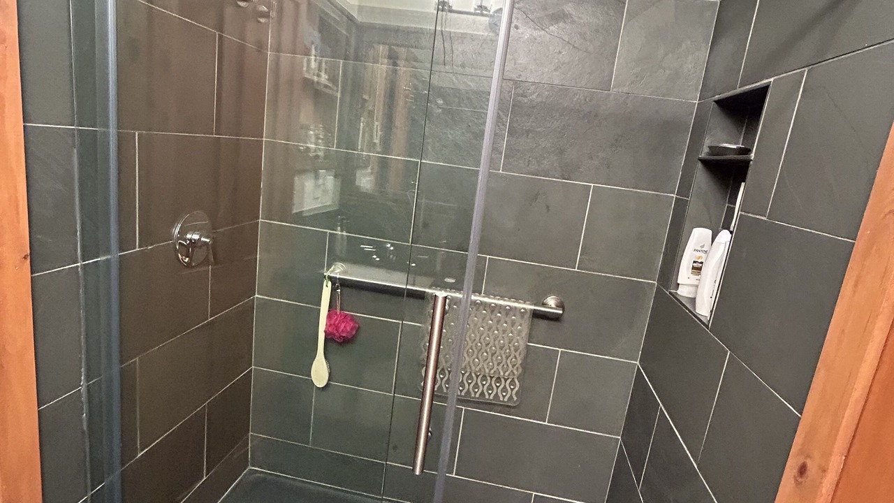 Photo of Bathroom in Highland Lake