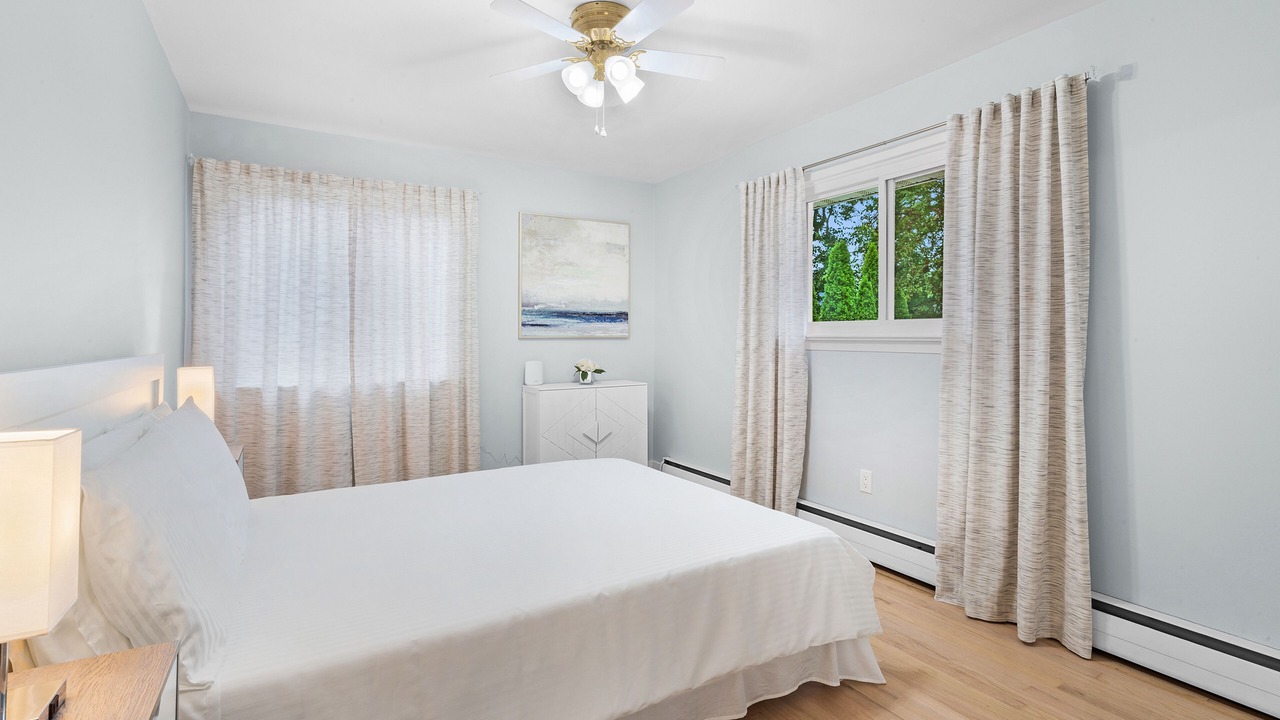 Photo of Bedroom in New Monmouth