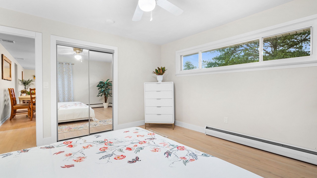 Photo of Bedroom in New Monmouth