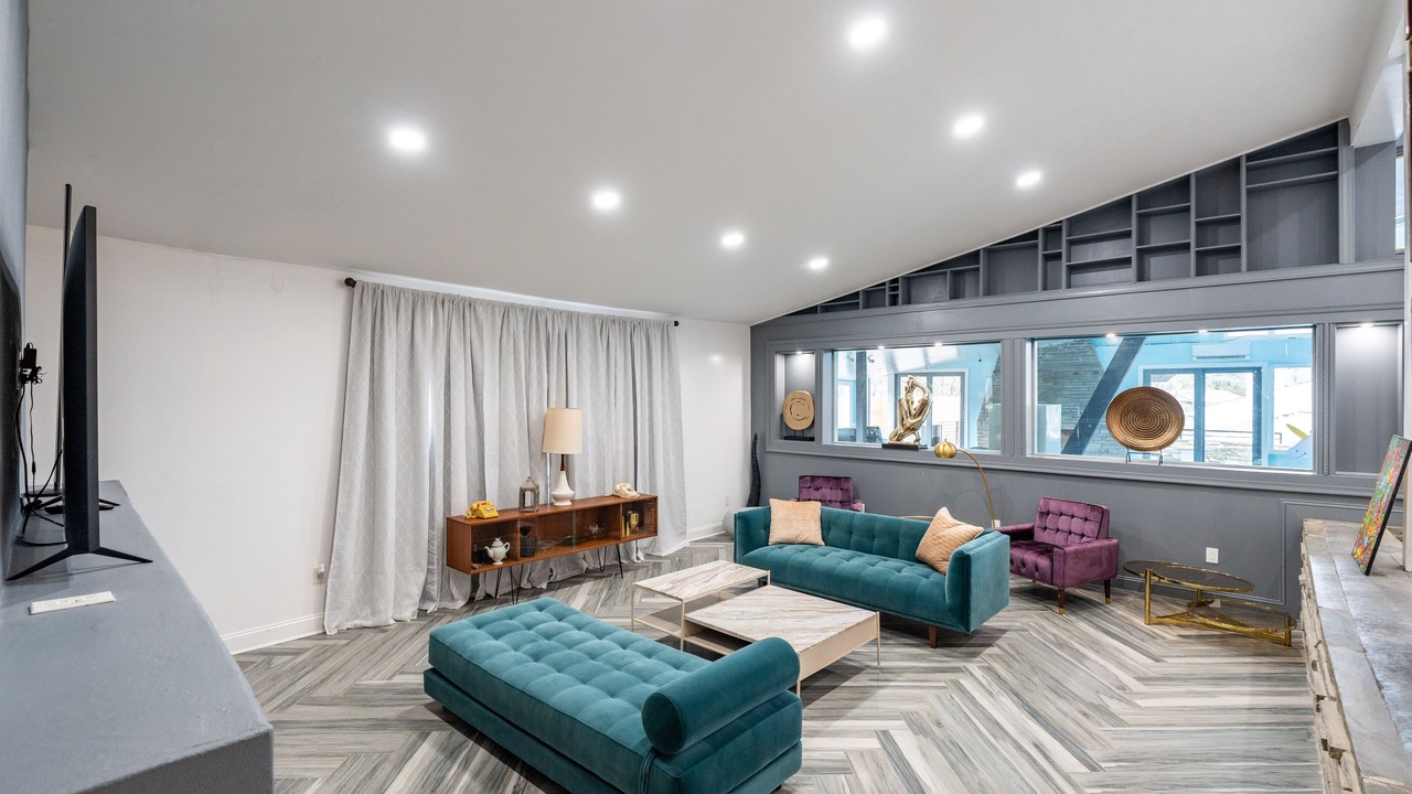 Photo of Livingroom in Elkins Park