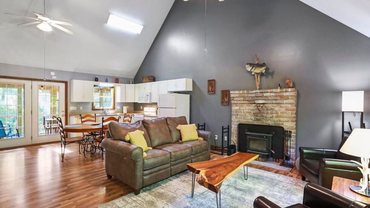 Photo of Livingroom in Berkeley Springs