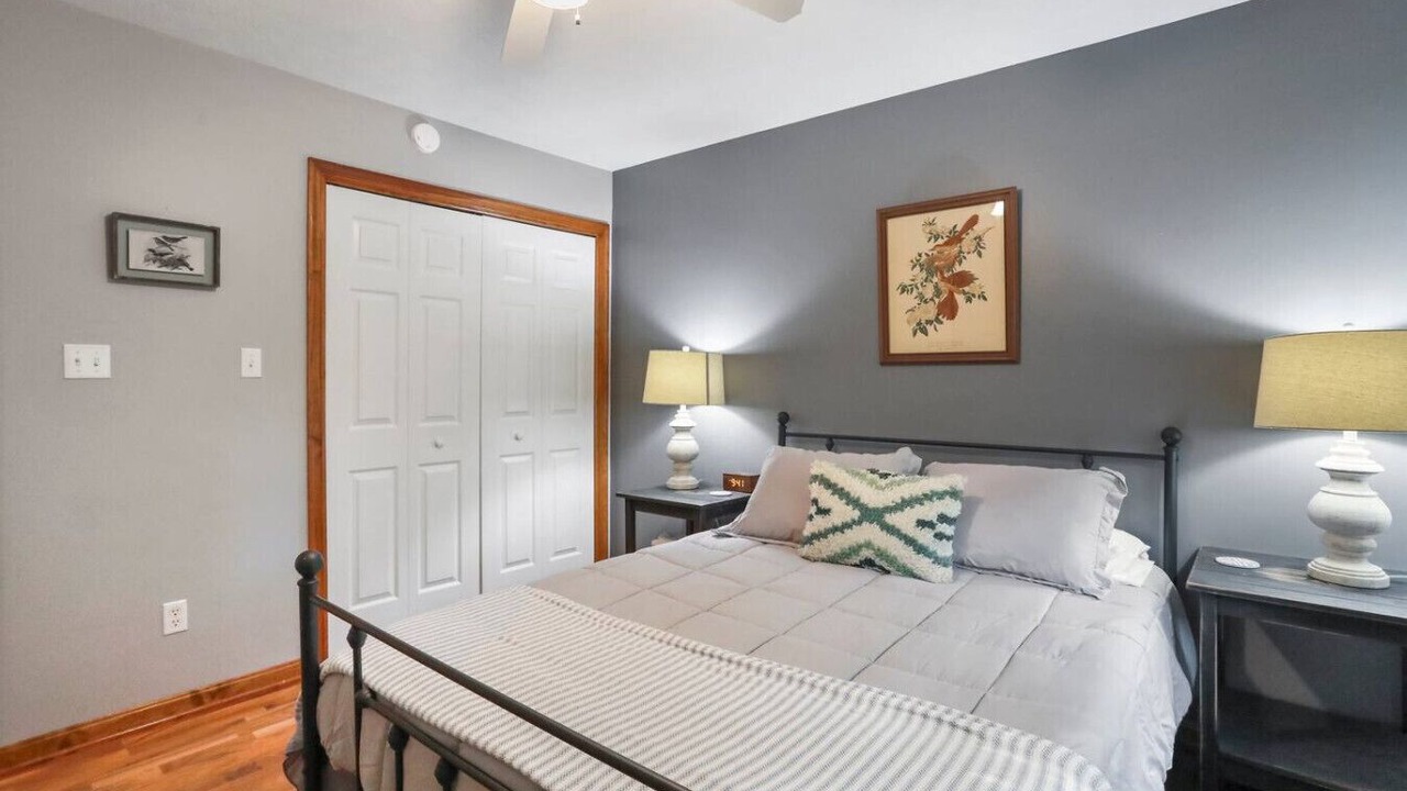 Photo of Bedroom in Berkeley Springs