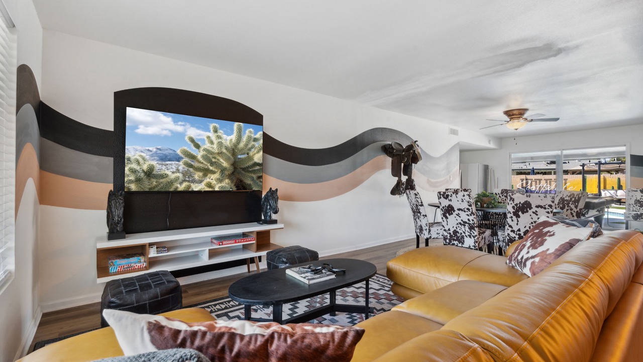 Photo of Livingroom in Pointe Scottsdale