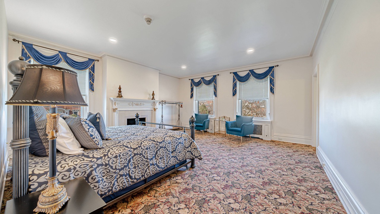Photo of Bedroom in Greensburg