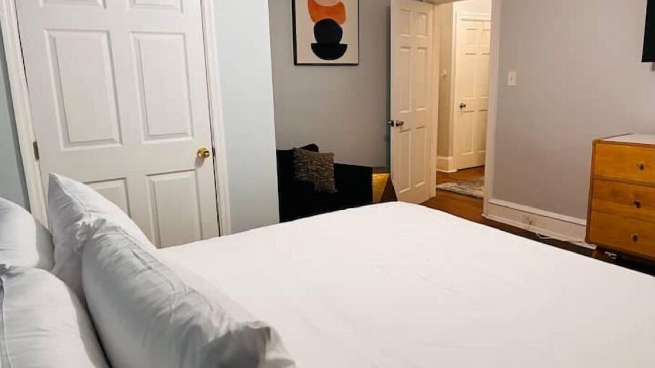 Photo of Bedroom in Upper Darby
