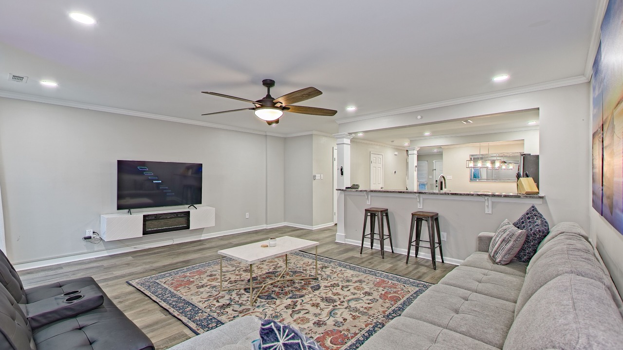 Photo of Livingroom in Norfolk - Virginia Beach
