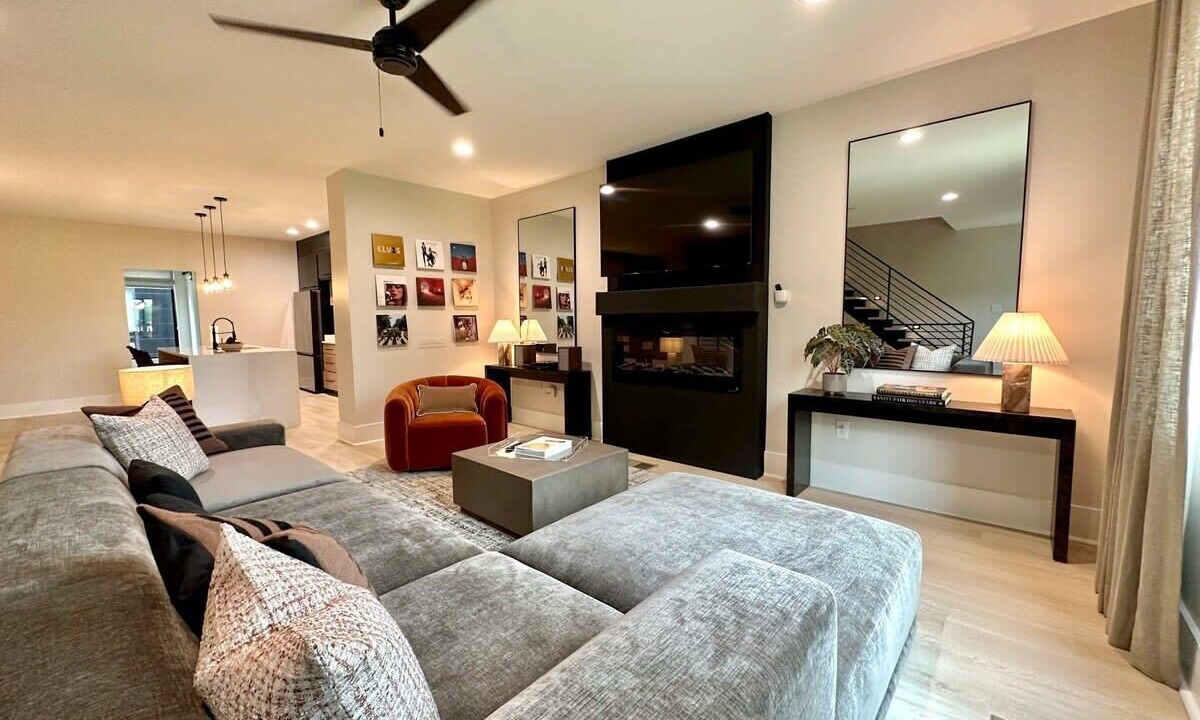 Photo of Livingroom in New Pathways