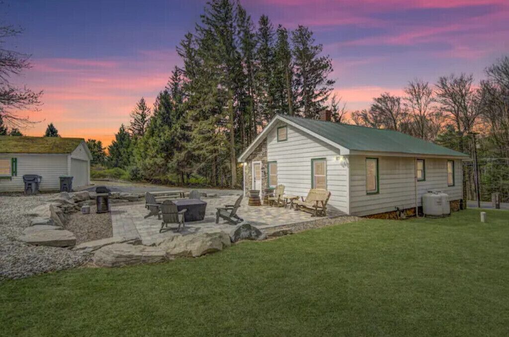Photo of Outdoor in Hawley