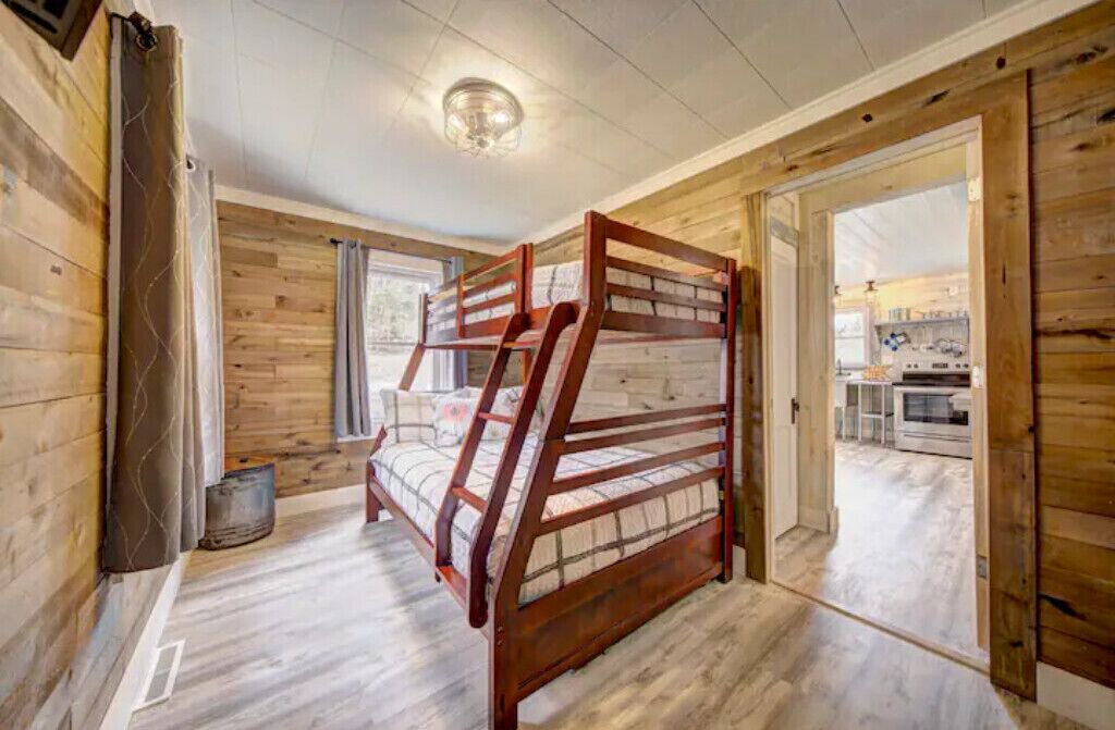 Photo of Bedroom in Hawley