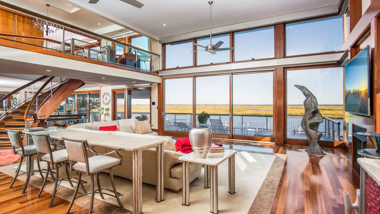 Photo of Livingroom in Avalon