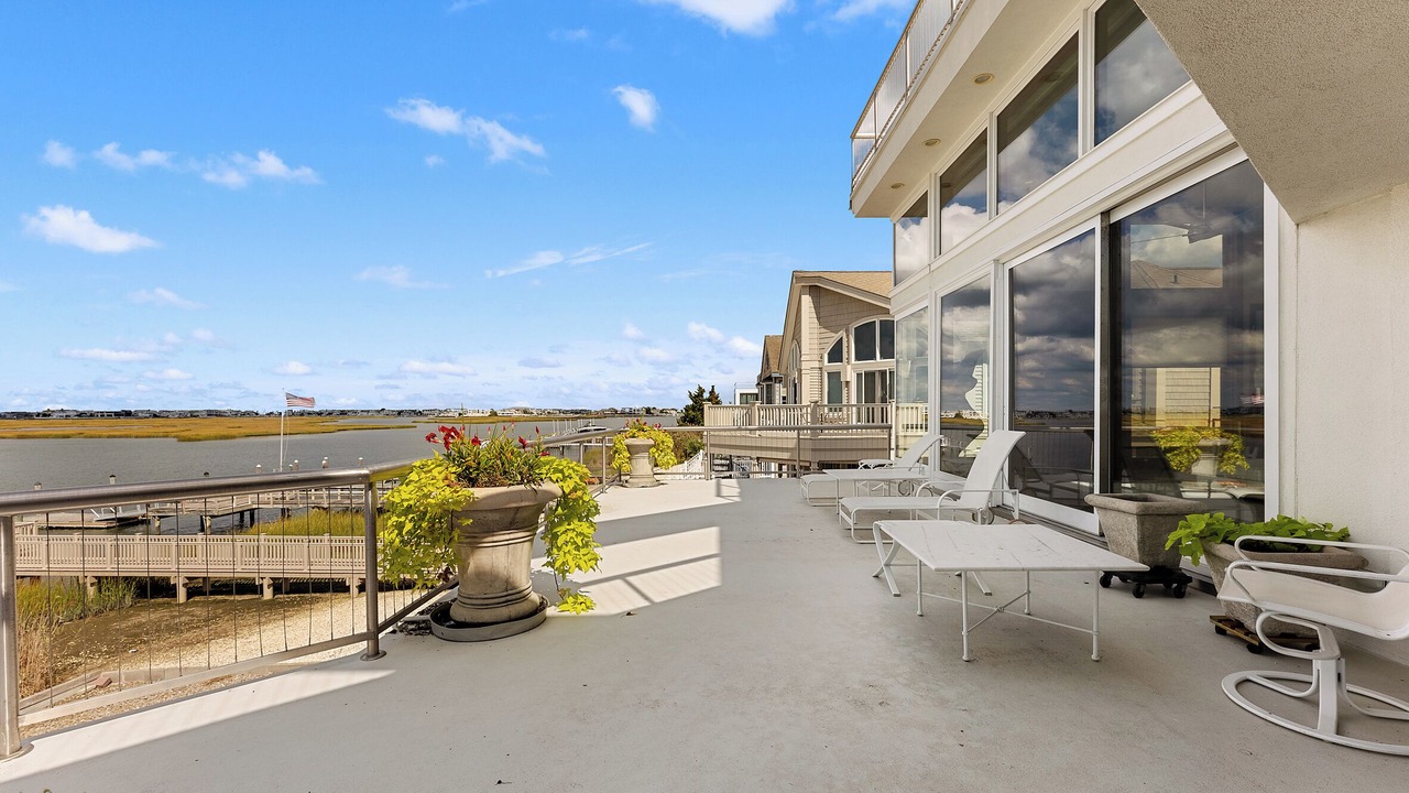 Photo of Patio Balcony in Avalon