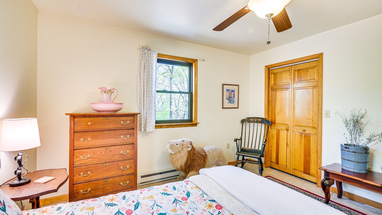 Photo of Bedroom in Great Cacapon