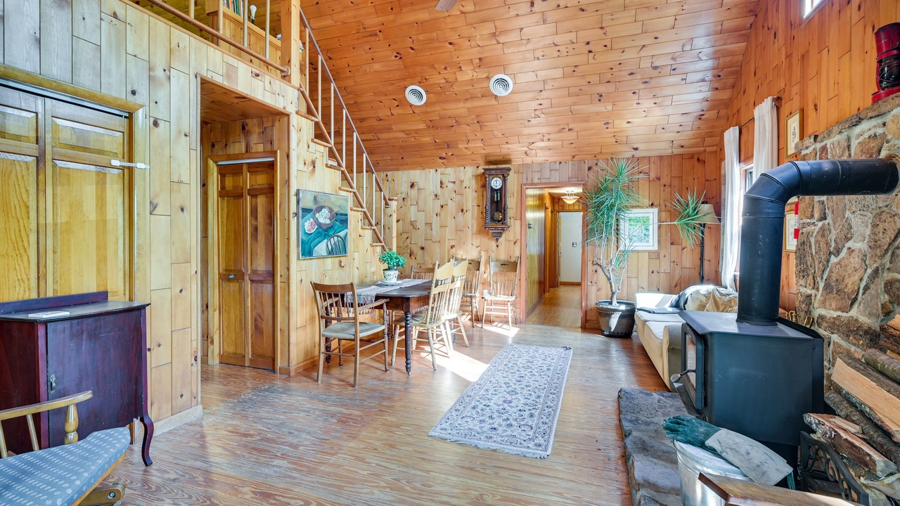 Photo of Bedroom in Great Cacapon