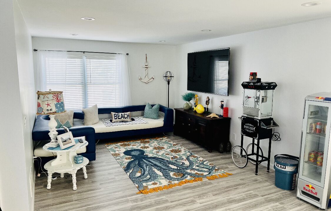 Photo of Livingroom in Beach Haven West