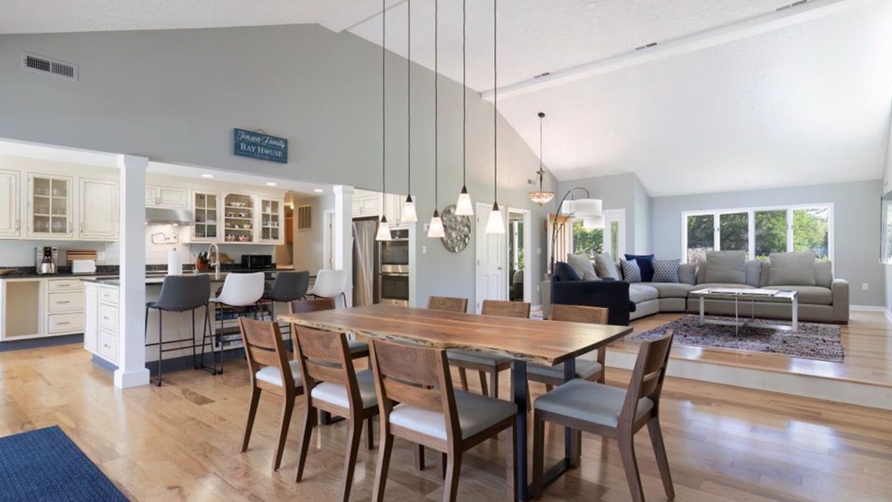Photo of Livingroom in Royal Oak