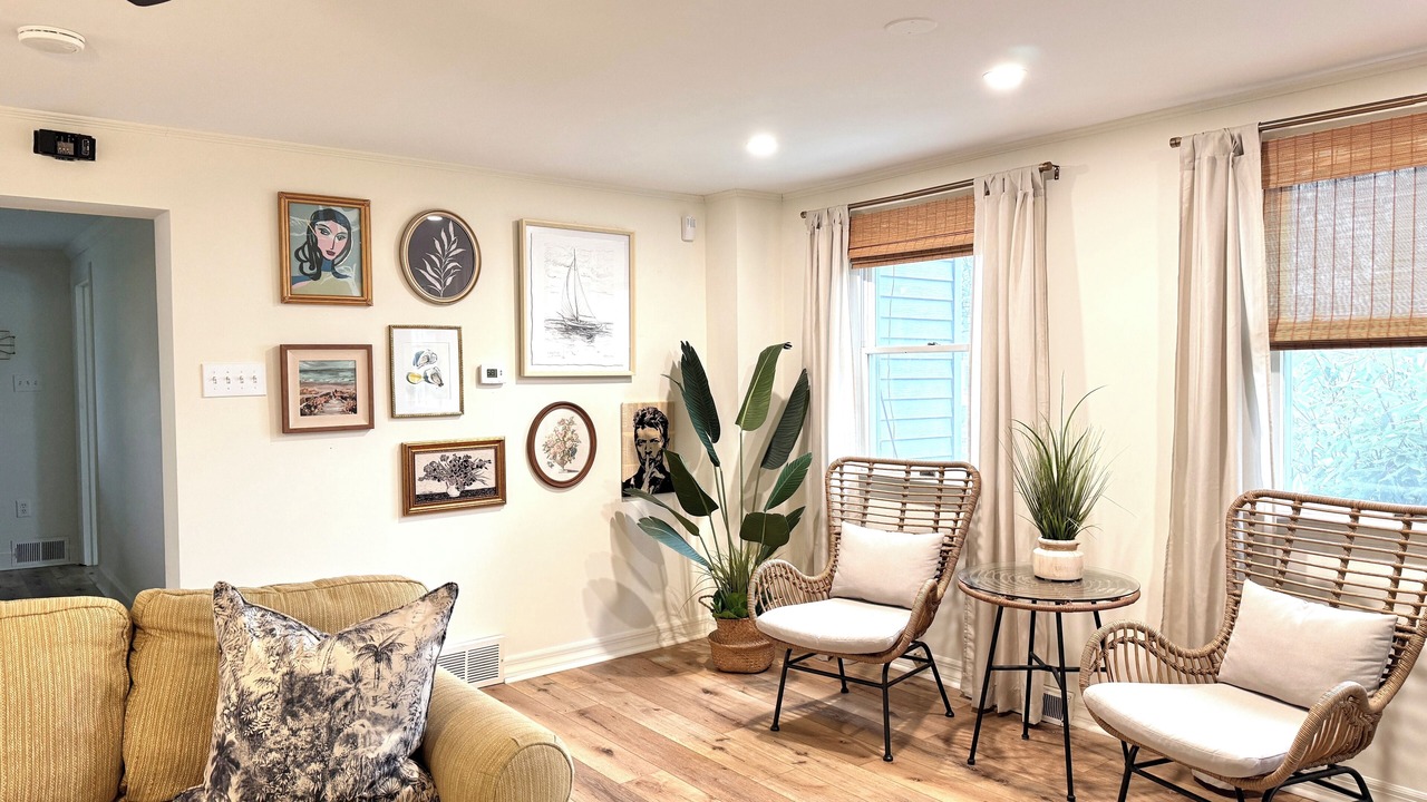 Photo of Livingroom in Village Green
