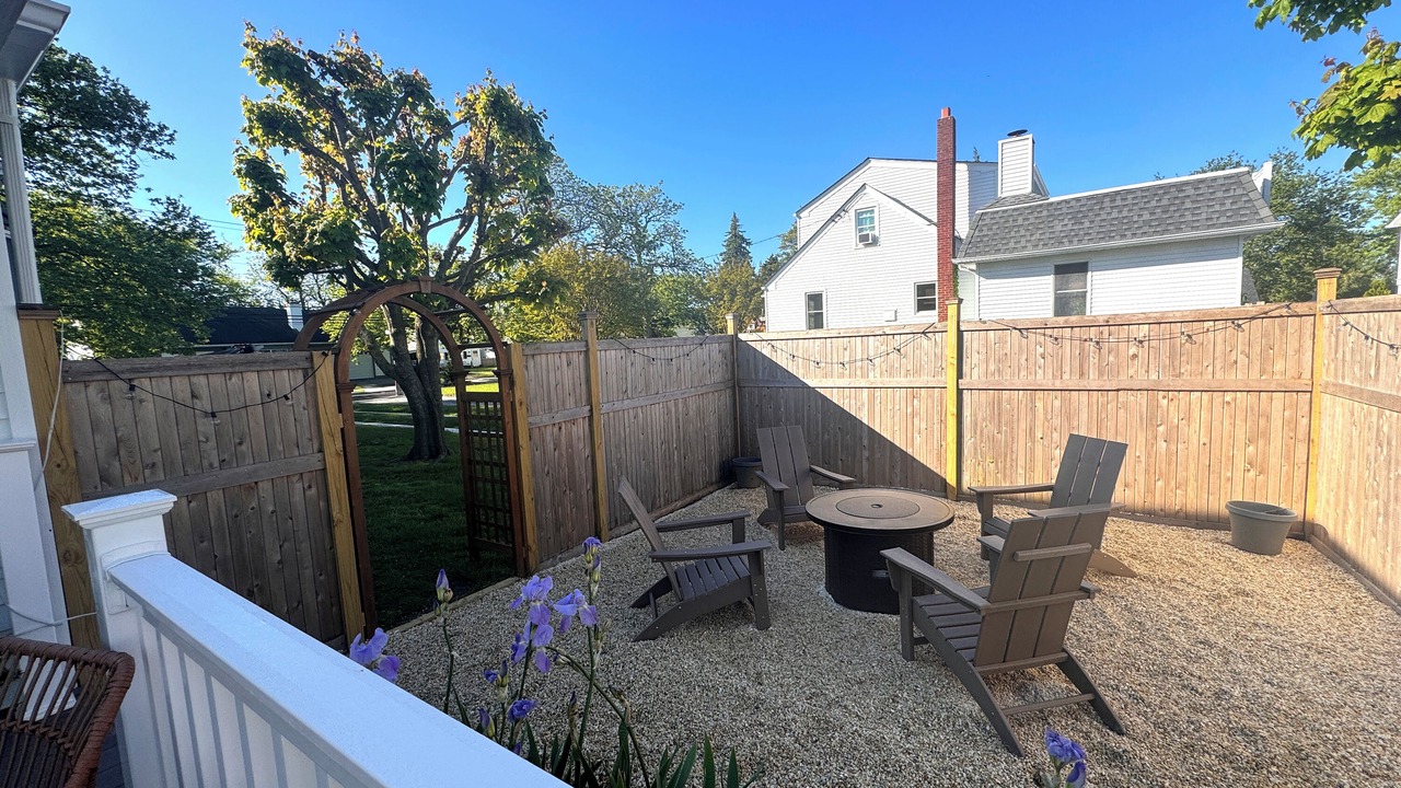 Photo of Patio Balcony in Village Green