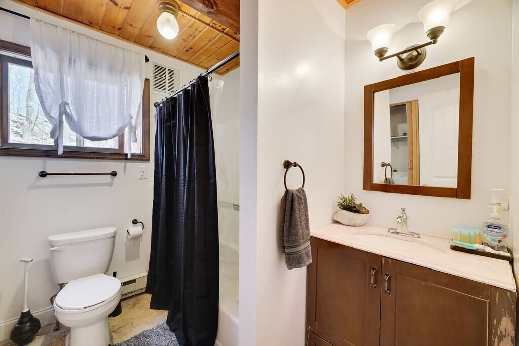 Photo of Bathroom in Bushkill