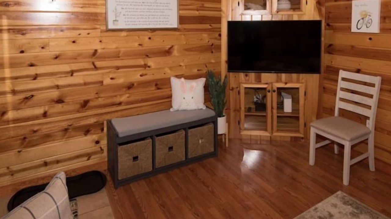 Photo of Livingroom in Bedford