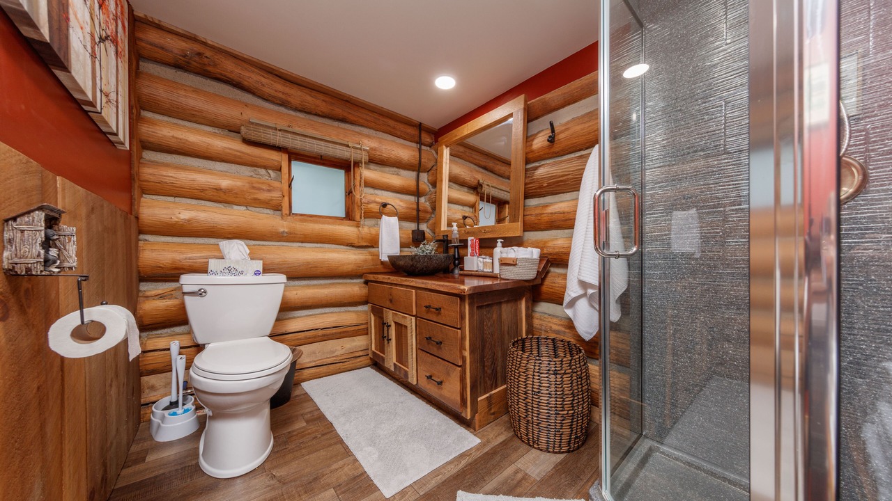 Photo of Bathroom in Walhonding