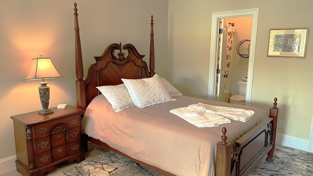 Photo of Bedroom in Sharps Chapel