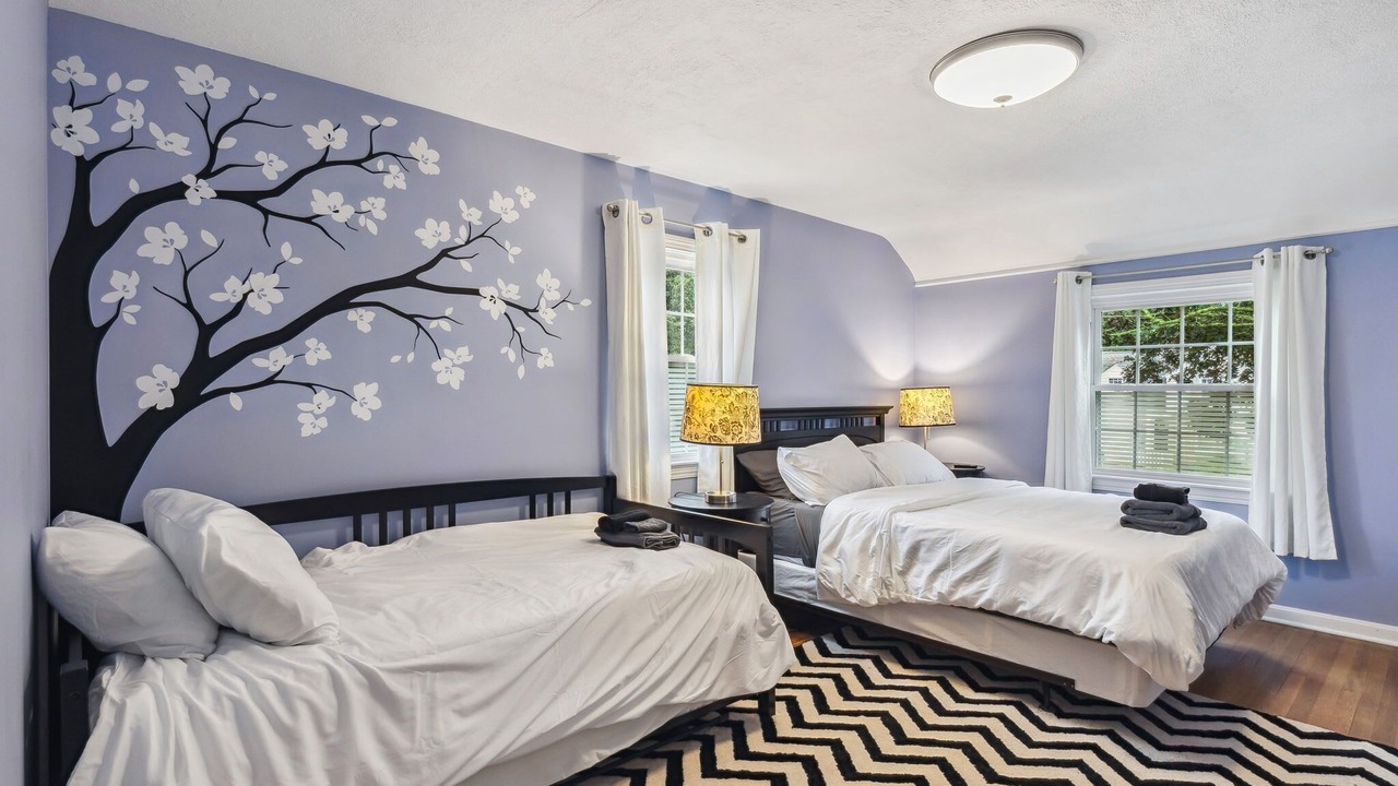 Photo of Bedroom in Cuyahoga County